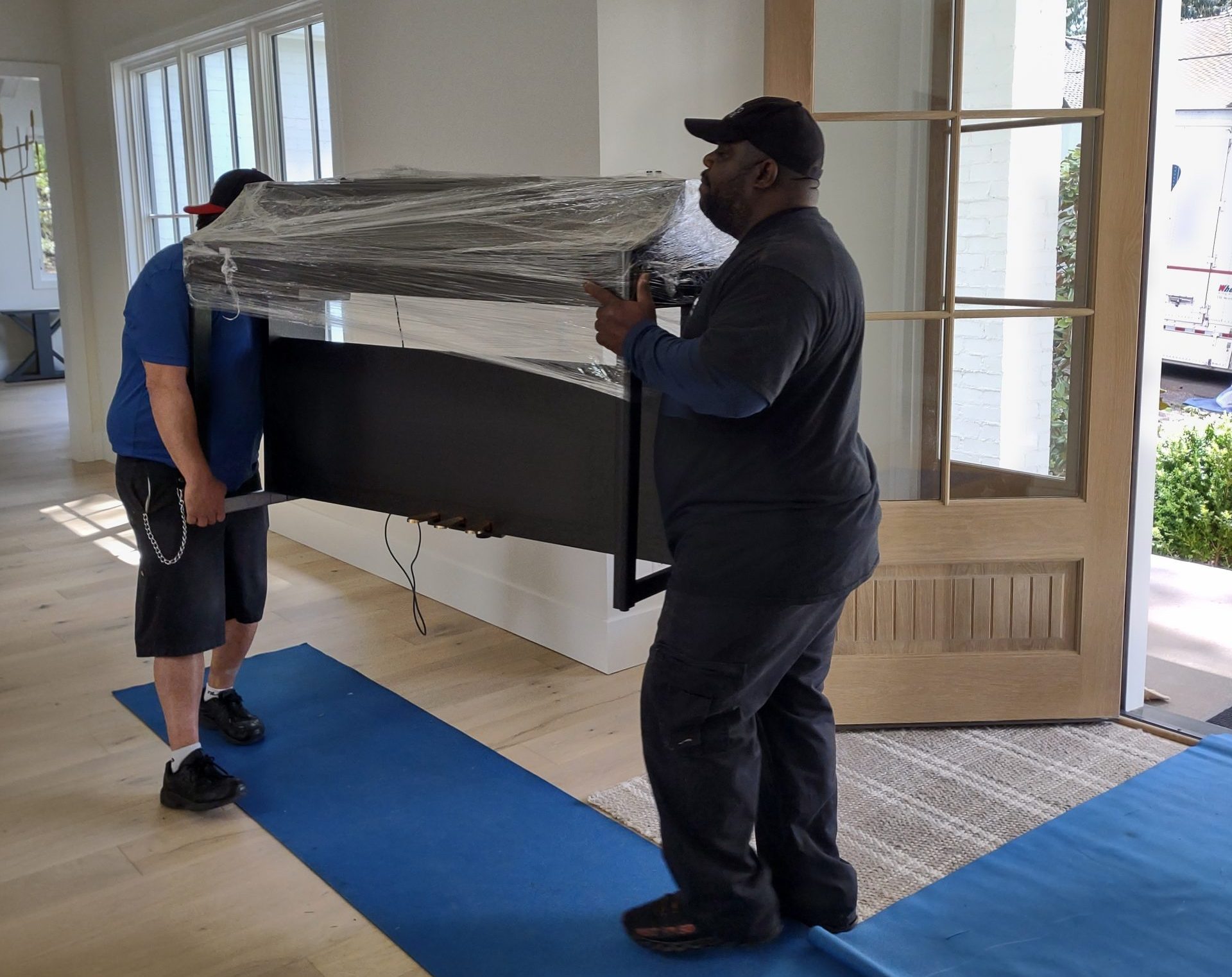 Moving an electric piano